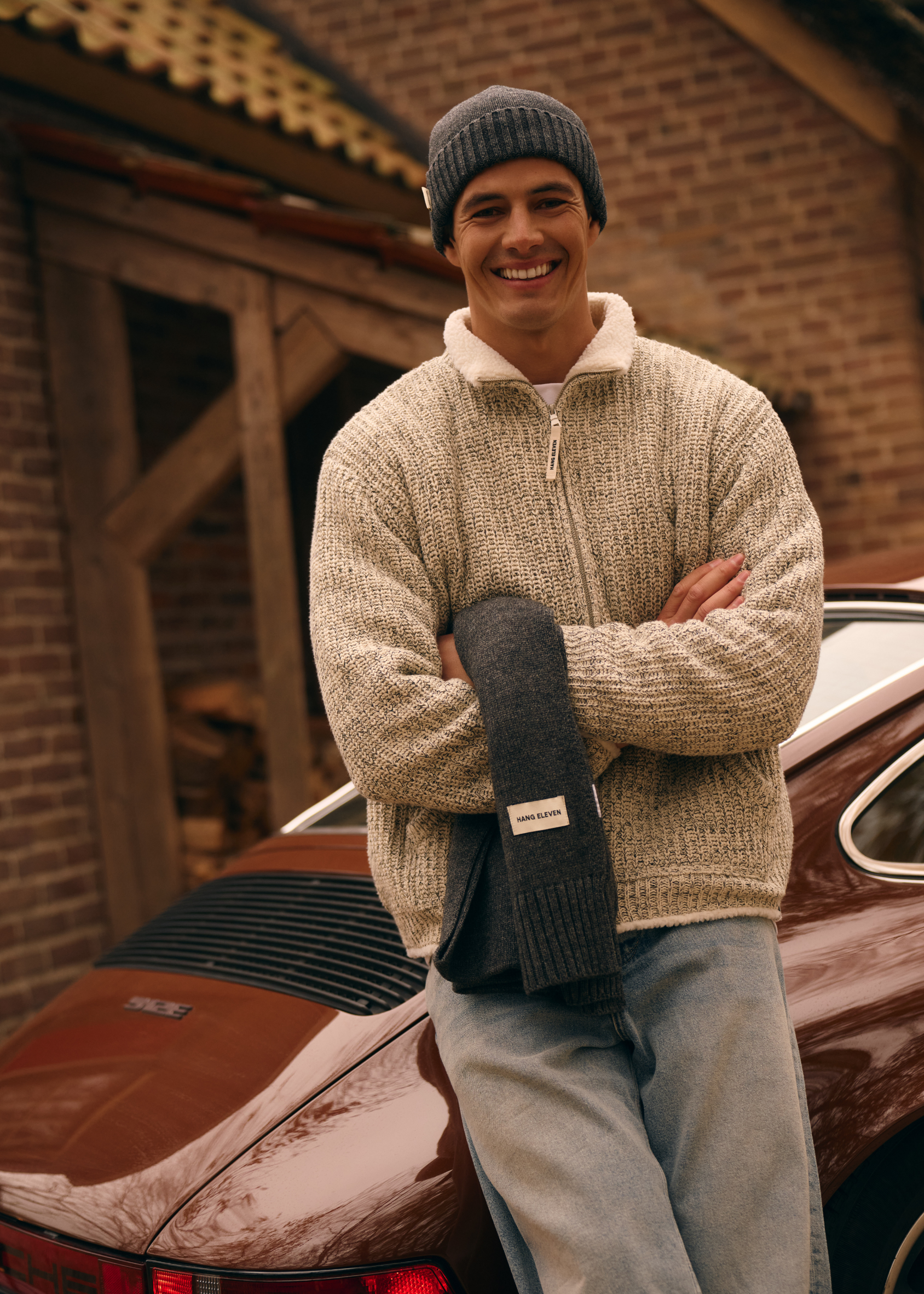 Heavy Knit Vest – Grey Melee