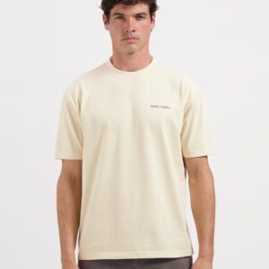 Alternative view of Forme Tee – Sand